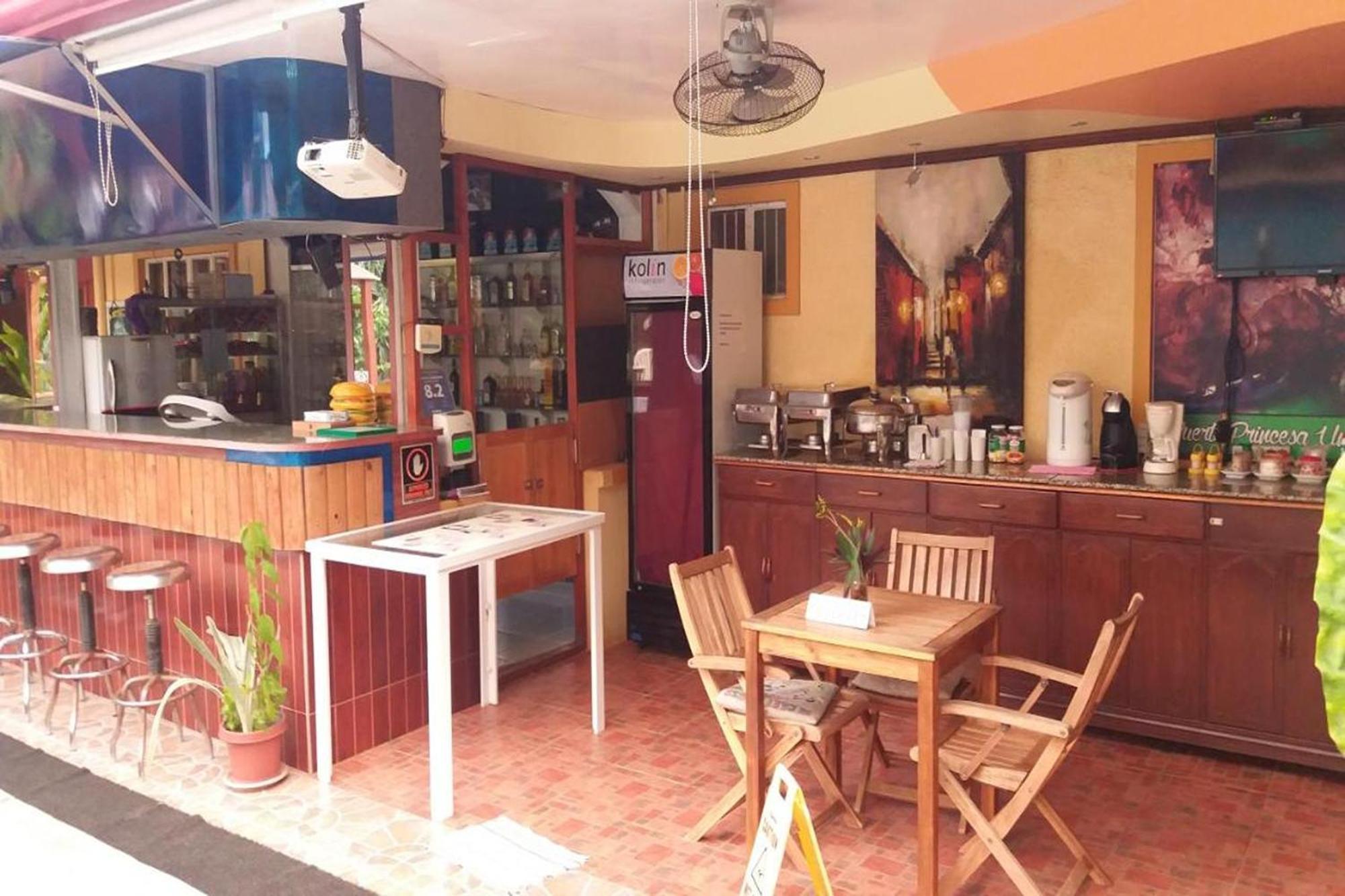 Citadel Bed And Breakfast Puerto Princesa Exterior foto