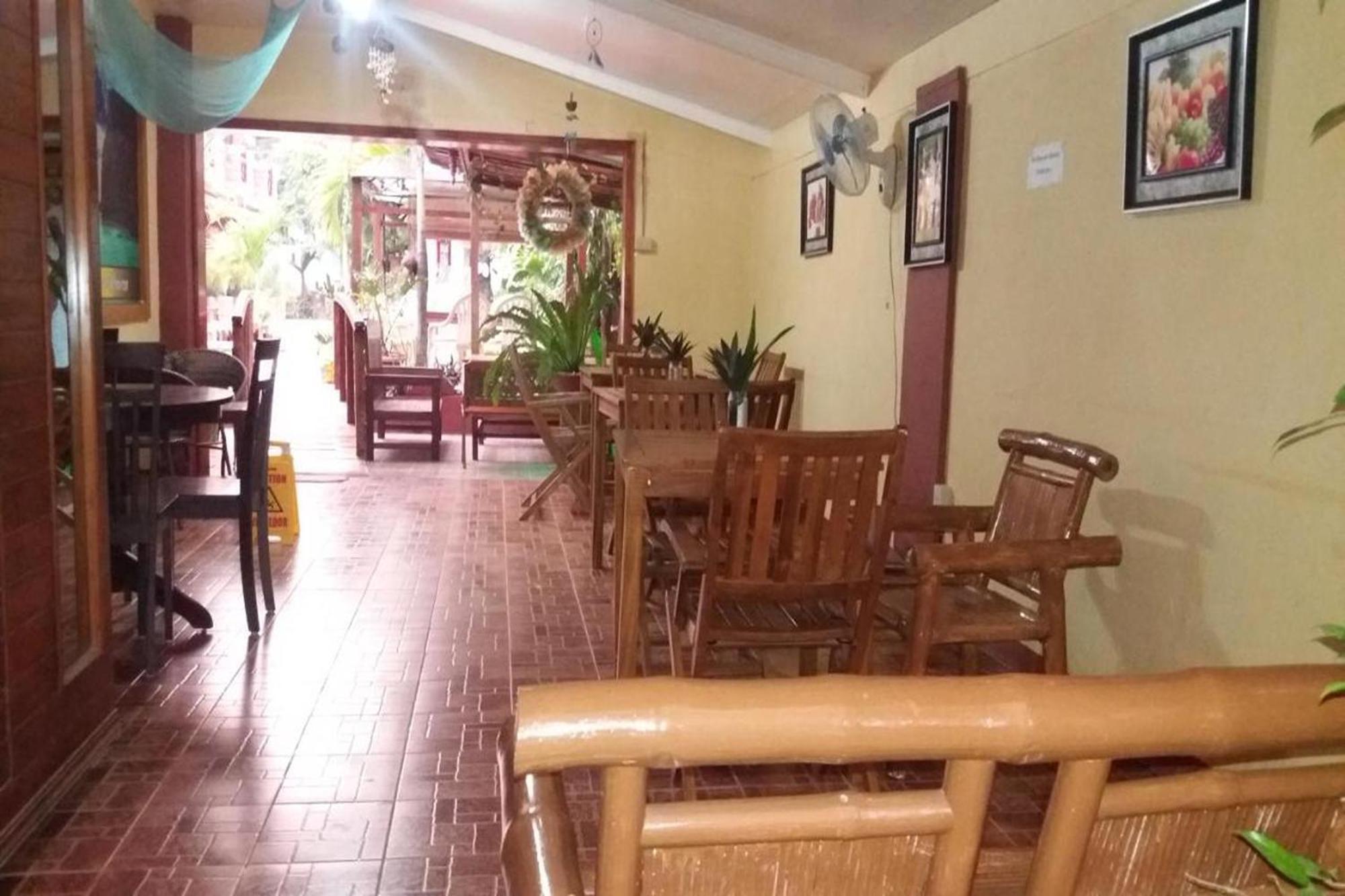 Citadel Bed And Breakfast Puerto Princesa Exterior foto