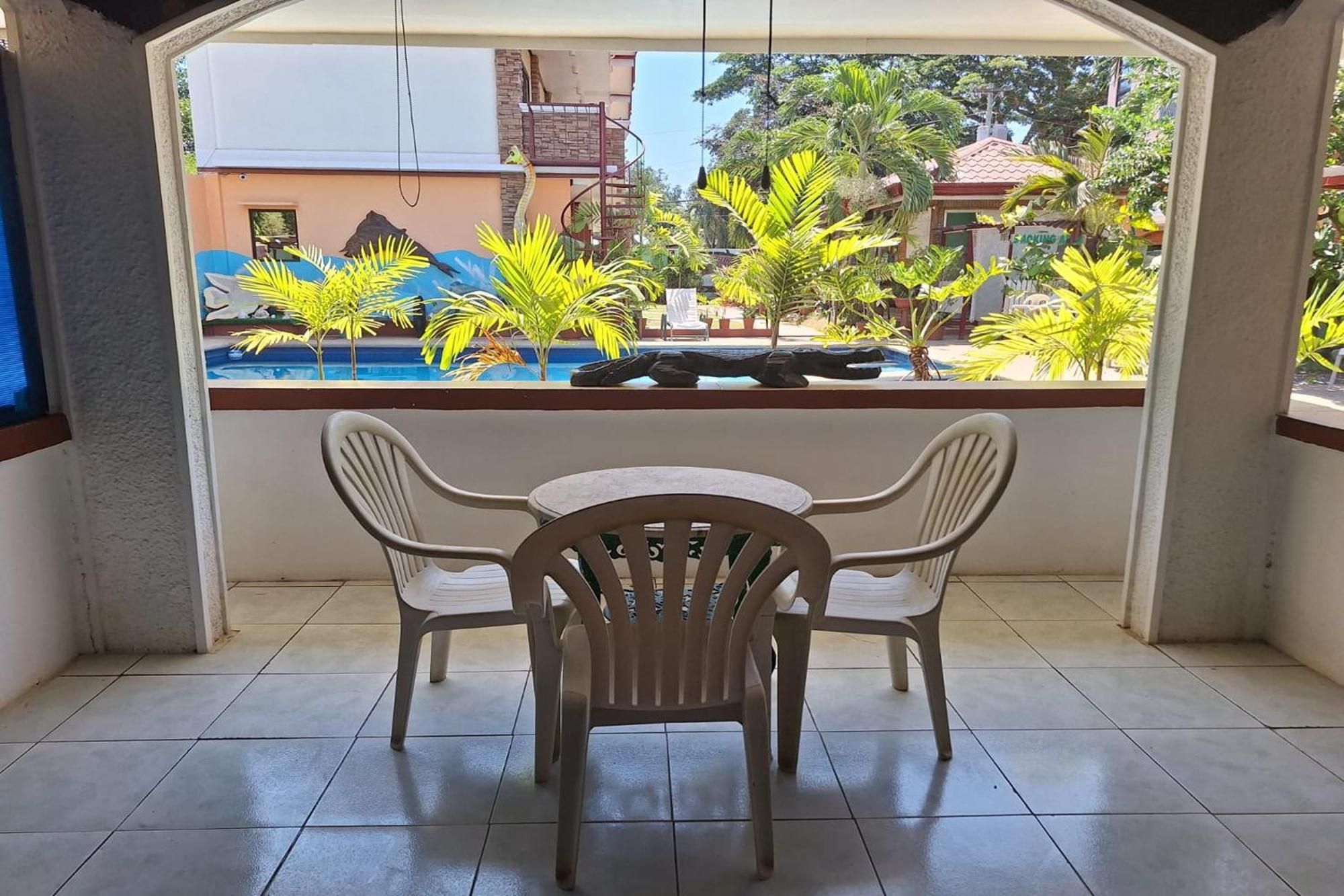 Citadel Bed And Breakfast Puerto Princesa Exterior foto