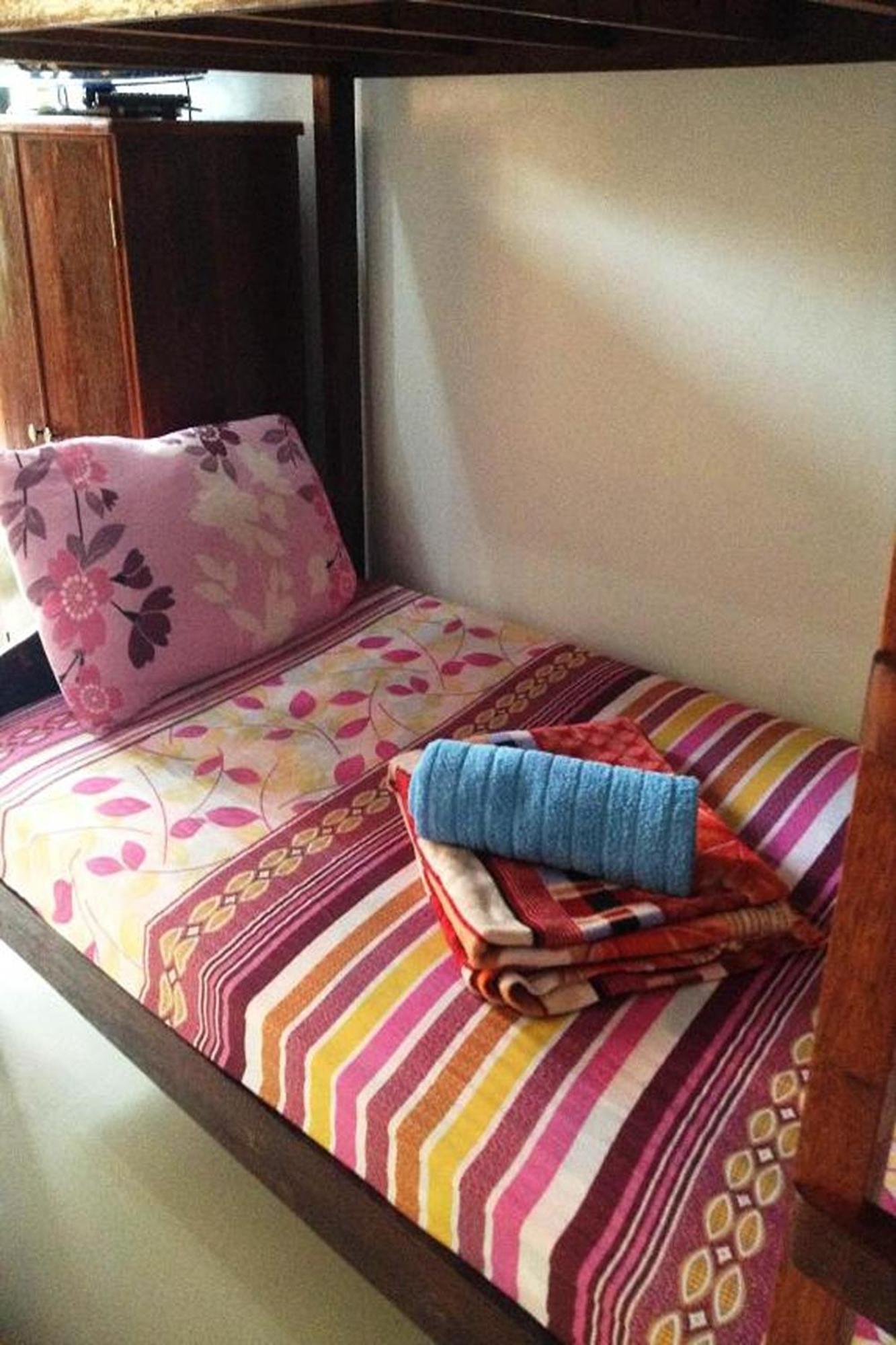 Citadel Bed And Breakfast Puerto Princesa Exterior foto
