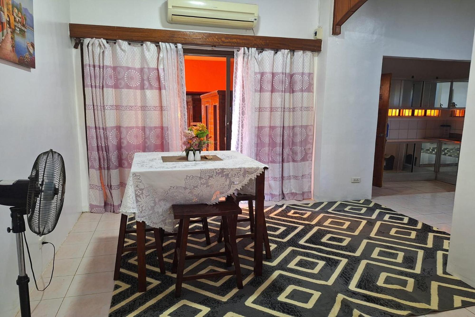 Citadel Bed And Breakfast Puerto Princesa Exterior foto