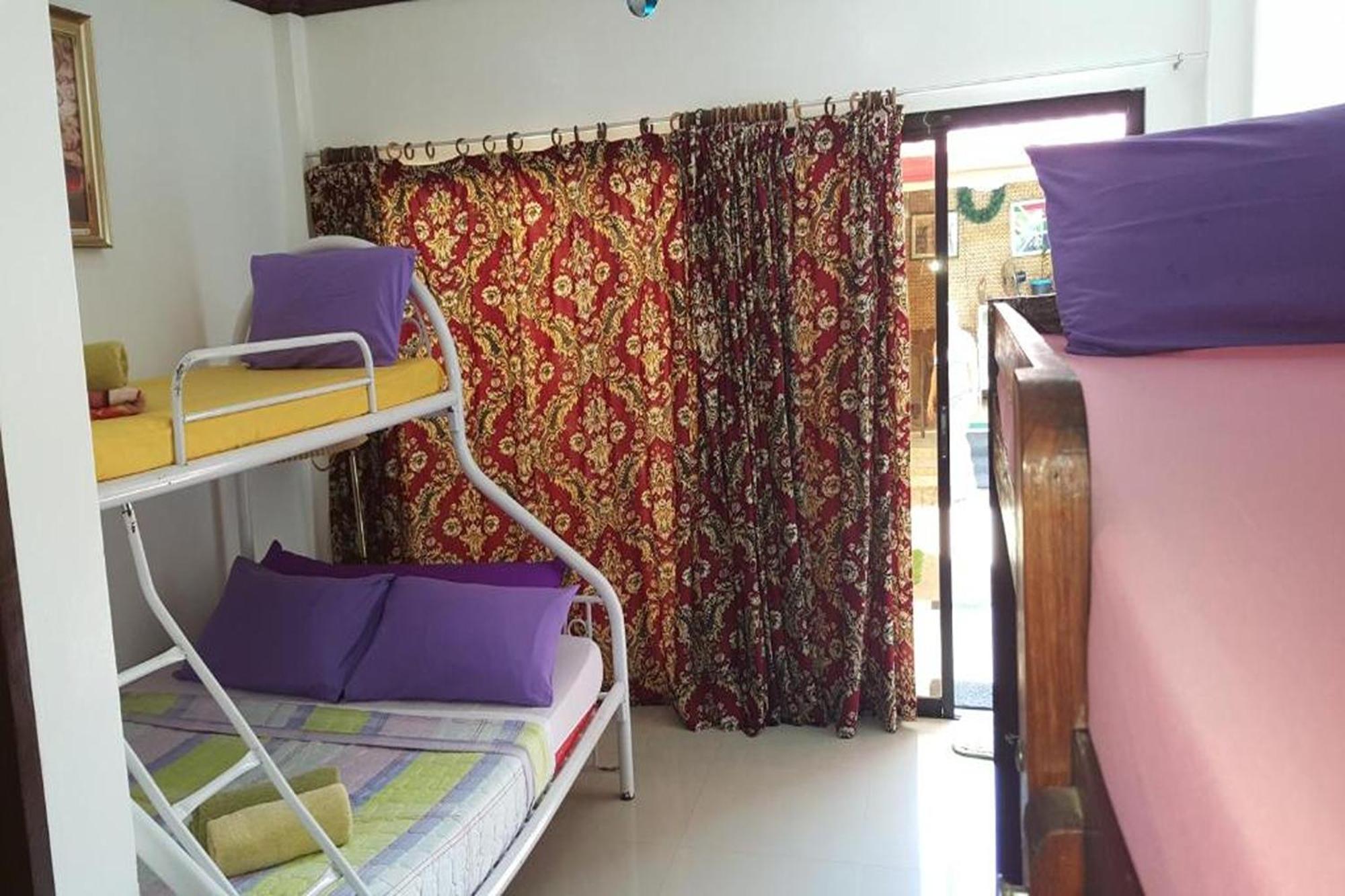 Citadel Bed And Breakfast Puerto Princesa Exterior foto